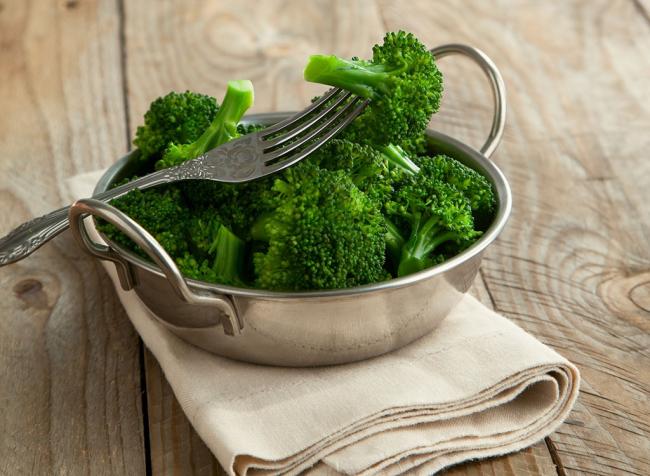 Steamed Broccoli for Metabolism and Thyroid