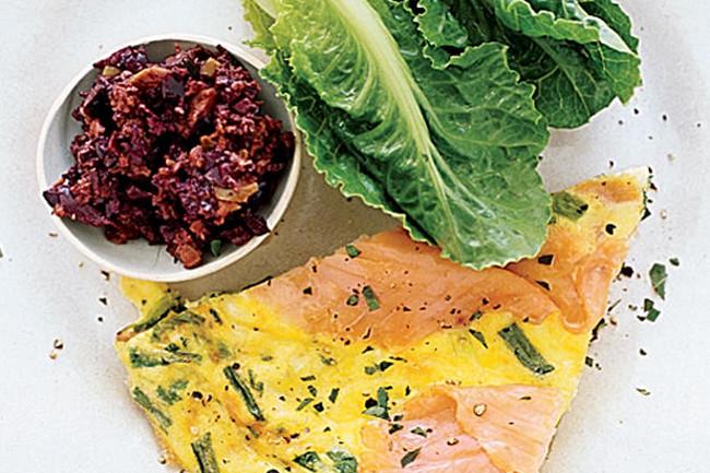 Low-Fat Frittata with Smoked Salmon and Scallions